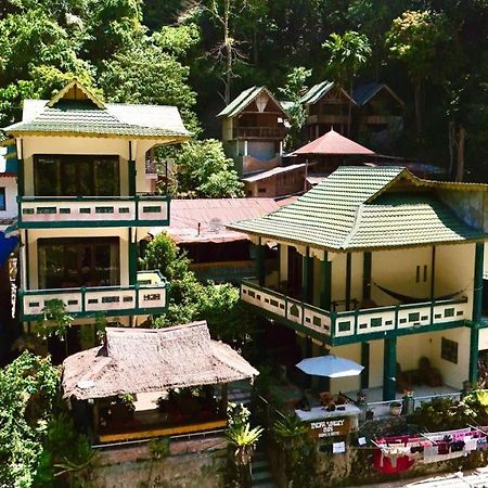 Indra Valley Inn Bukit Lawang Exterior foto